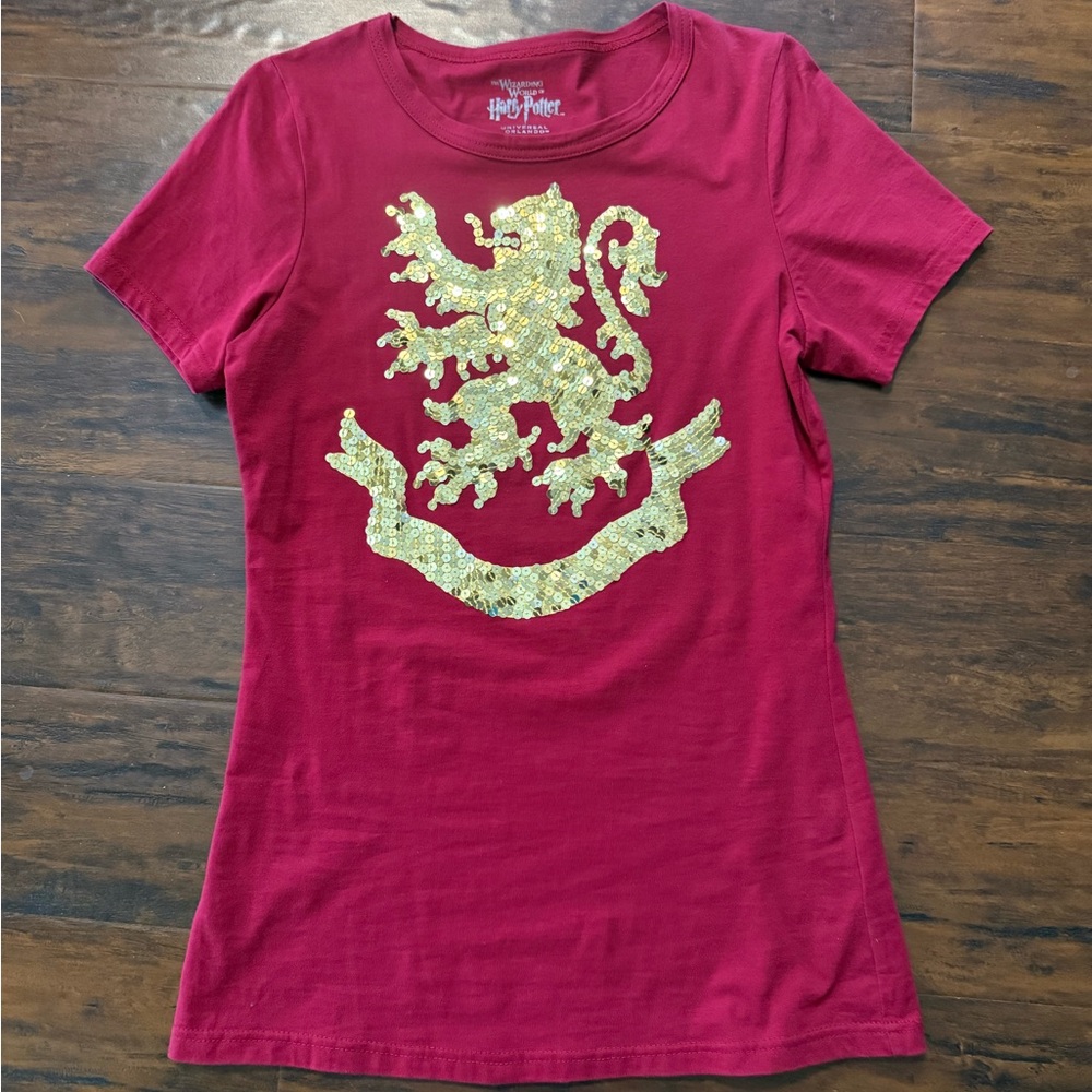 Warner Bros. Harry Potter Red T-Shirt with Gold Gryffindor Lion